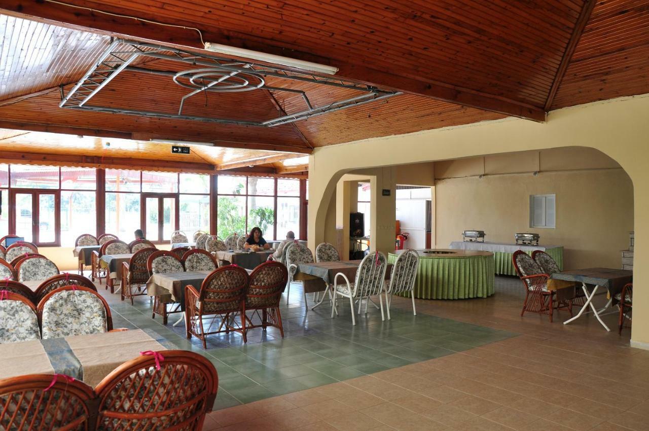 Dream Park Bungalow Titreyengol Exterior photo